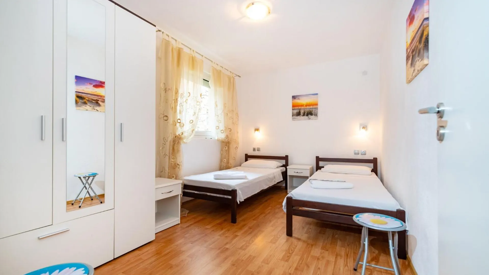 Apartment Mili Novigrad